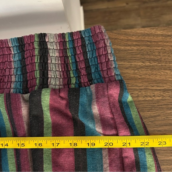 Torrid Striped Multicolor Women's Shorts 1X - Picture 8 of 10